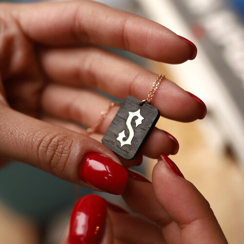 By Golden House - Abanoz Nostalji Harf Kolye By Golden House - Abanoz Nostalji Harf Kolye