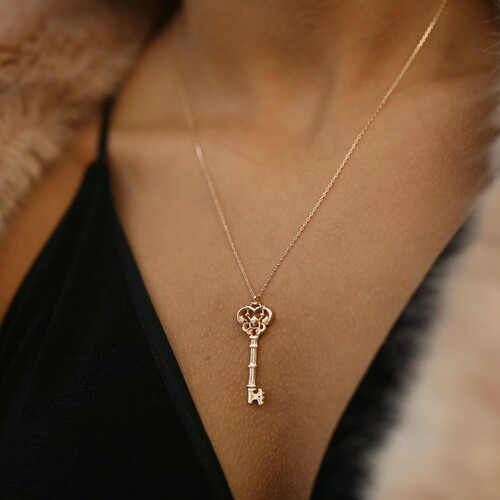 By Golden House - Anahtar Kolye By Golden House - Anahtar Kolye