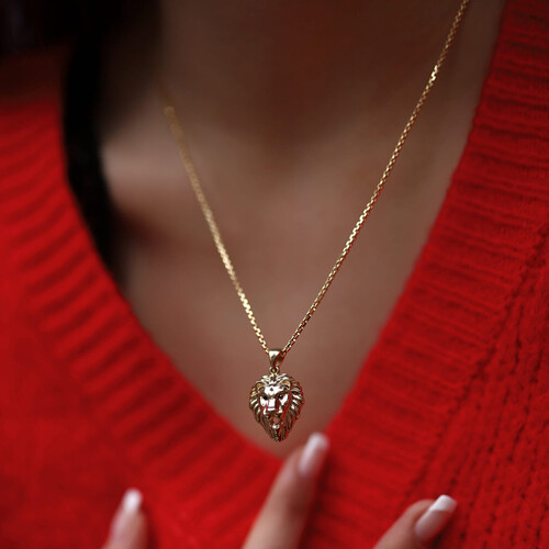 By Golden House - Aslan Başı Kolye