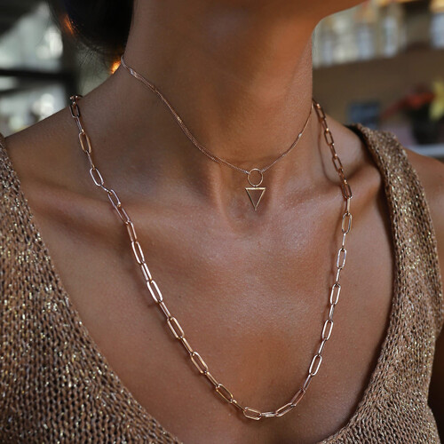 By Golden House - Ataç Zincir ve Üçgen Choker Kombin