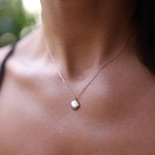 By Golden House - Ay Taşı Kolye