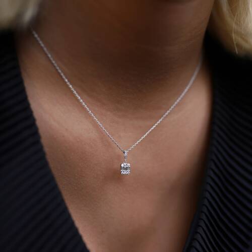 By Golden House - Baget Pırlanta Kolye