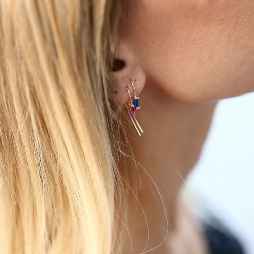 By Golden House - Baget Taşlı Tel Küpe