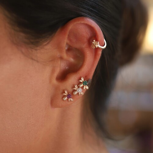 By Golden House - Bal Arısı Çivi Küpe