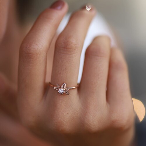 By Golden House - Bal Arısı Yüzük