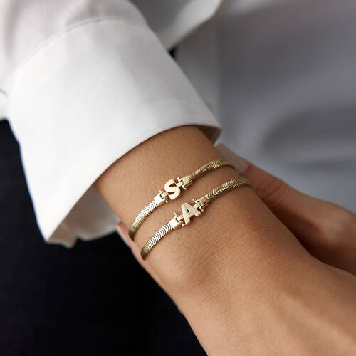 By Golden House - Balık Sırtı Harf Bileklik