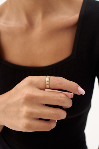 By Golden House - Balık Sırtı Yüzük By Golden House - Balık Sırtı Yüzük