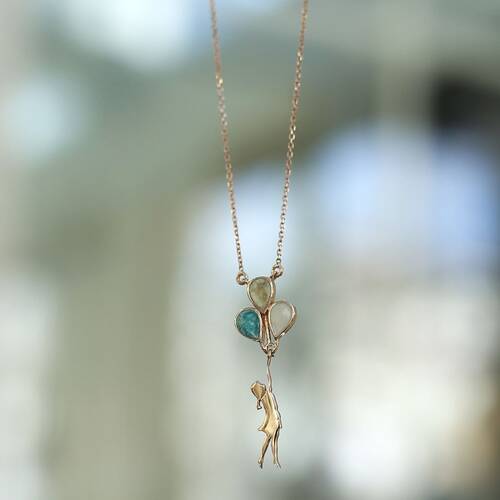 By Golden House - Balonlu Kız Kolye (1)