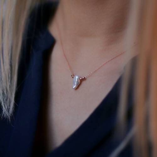 By Golden House - Barok İncili Kolye (1)