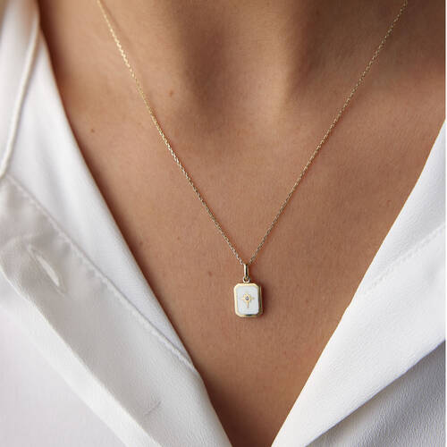 By Golden House - Beyaz Mineli Kutup Yıldızı Kolye