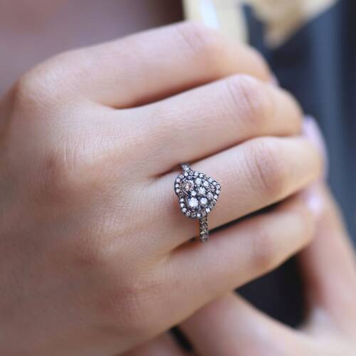 By Golden House - Bitter Pırlanta Kalp Yüzük (1)