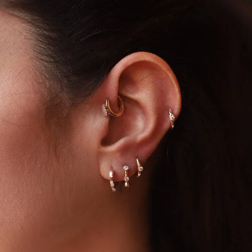 By Golden House - Büyük Boy Kıkırdak Halka Küpe