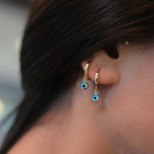 By Golden House - Cam Göz Sallantı Küpe