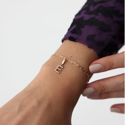 By Golden House - Charm Harf Bileklik