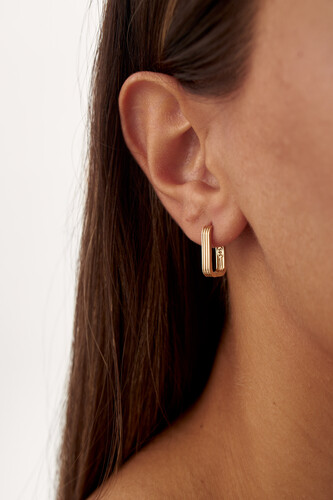 By Golden House - Çizgili Ataç Küpe By Golden House - Çizgili Ataç Küpe