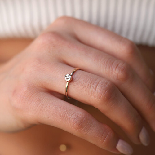 By Golden House - Coronet Baget Pırlanta Yüzük