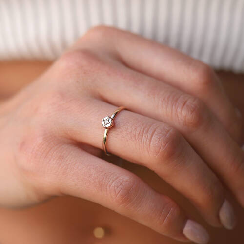 By Golden House - Coronet Baget Pırlanta Yüzük