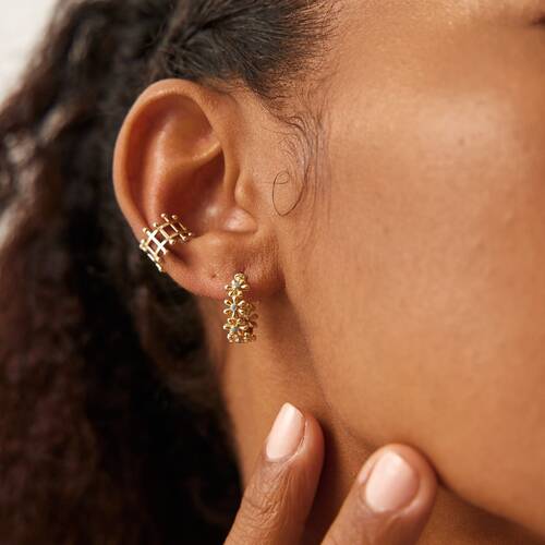 By Golden House - Daisy Firuze Halka Küpe