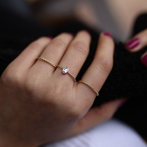 By Golden House - Damla Taşlı Burgu Kombin Yüzük