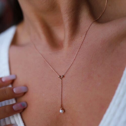 By Golden House - Dekolte İnci Kolye By Golden House - Dekolte İnci Kolye