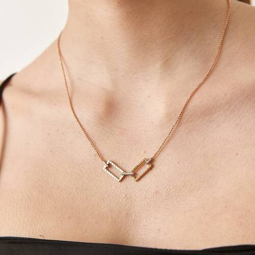 By Golden House - Dikdörtgen Pırlantalı Kolye