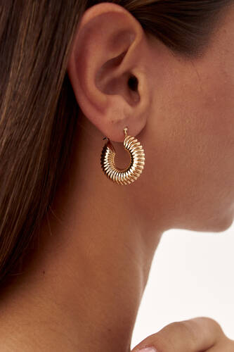 By Golden House - Dome Çizgi Küpe By Golden House - Dome Çizgi Küpe