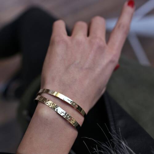 By Golden House - Dövülü ve Düz Kemer Bilezik