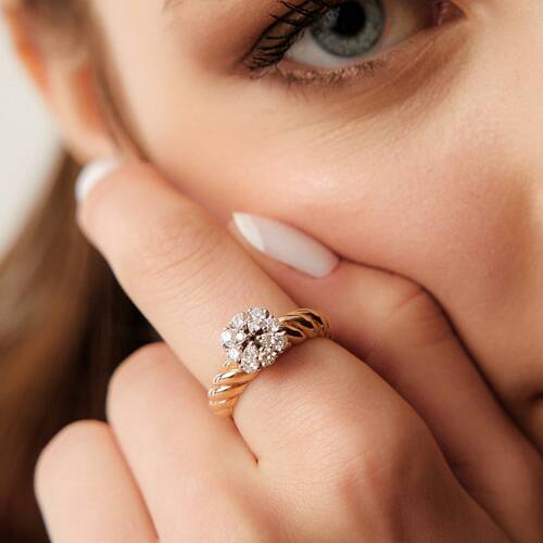 By Golden House - Drop Pırlanta Burgu Yüzük