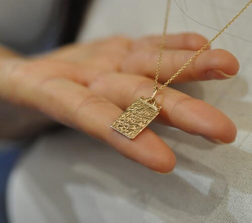 By Golden House - El Kakması Ayetel Kürsi Kolye By Golden House - El Kakması Ayetel Kürsi Kolye