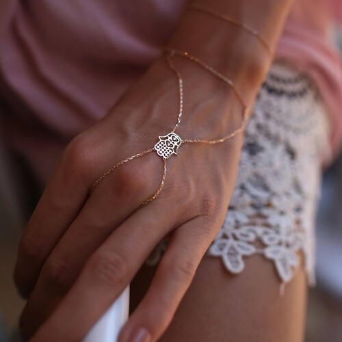 By Golden House - Fatma Ana El Şahmeran By Golden House - Fatma Ana El Şahmeran