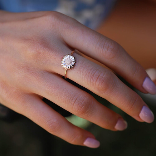 By Golden House - Günebakan Yüzük By Golden House - Günebakan Yüzük