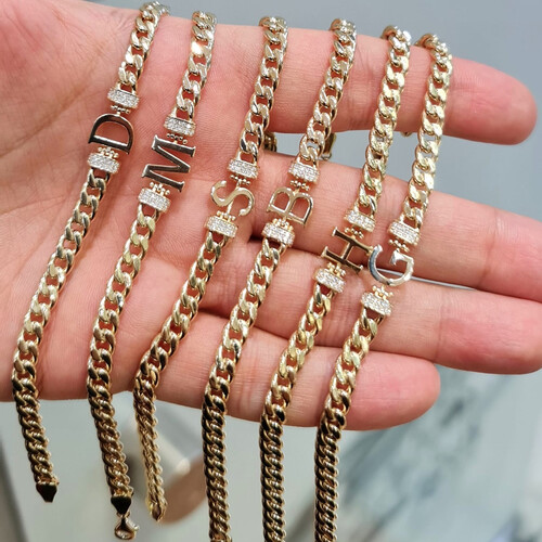 By Golden House - Harf Künye Bileklik (1) By Golden House - Harf Künye Bileklik (1)