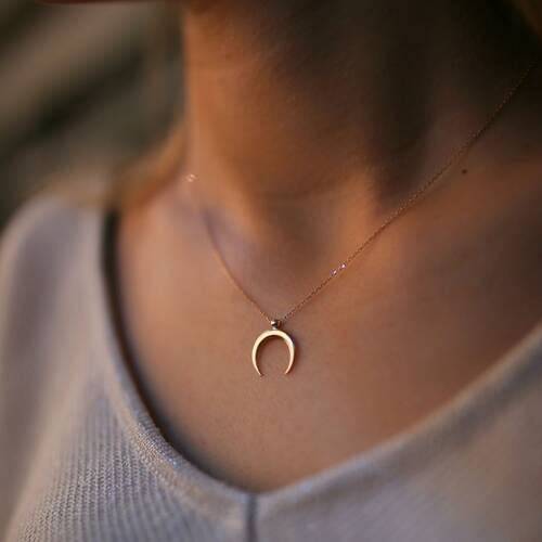 By Golden House - Hilal Kolye