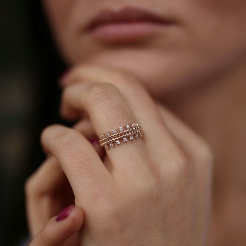By Golden House - İki Sıra Top Top Taşlı Yüzük (1)