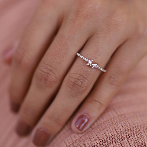 By Golden House - İkiz Baget Pırlanta Yüzük (1) By Golden House - İkiz Baget Pırlanta Yüzük (1)