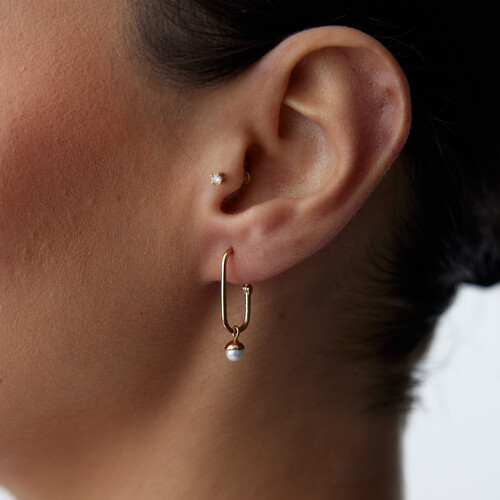 By Golden House - İnci Çengel Küpe (1)