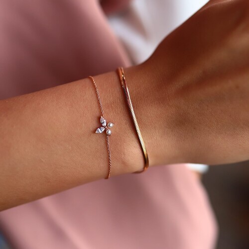 By Golden House - İnci Kelebek ve İtalyano Bileklik Kombin