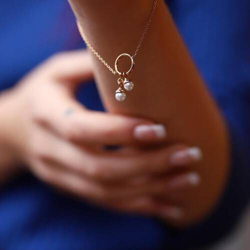 By Golden House - İnci Sallantılı Bileklik By Golden House - İnci Sallantılı Bileklik