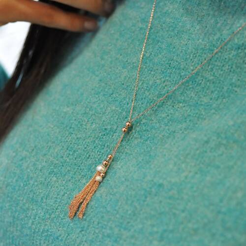 By Golden House - İncili Püskül Kolye