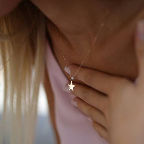 By Golden House - İncili Yıldız Kolye