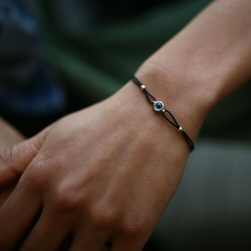 By Golden House - İpli Camgöz Bileklik By Golden House - İpli Camgöz Bileklik