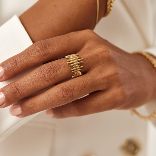 By Golden House - Kaira Zikzak Yüzük