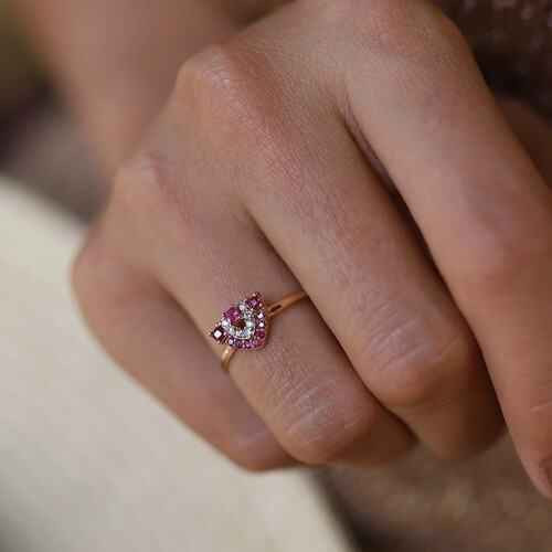 By Golden House - Kalibre Yakut Pırlanta Yüzük By Golden House - Kalibre Yakut Pırlanta Yüzük