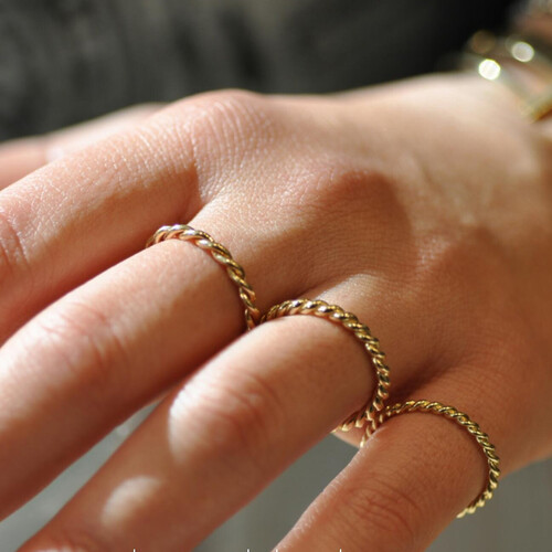 By Golden House - Kalın Burgu Yüzük By Golden House - Kalın Burgu Yüzük