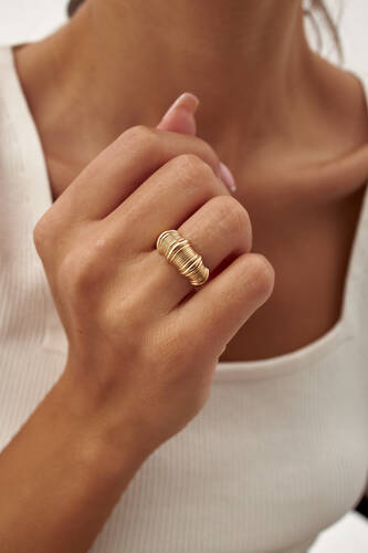 By Golden House - Kalın Dome Kemik Yüzük By Golden House - Kalın Dome Kemik Yüzük