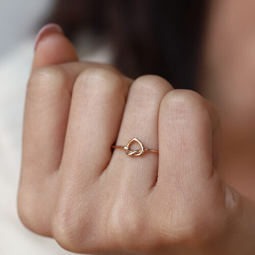 By Golden House - Kalp Düğüm Yüzük By Golden House - Kalp Düğüm Yüzük