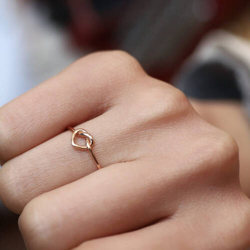 By Golden House - Kalp Düğüm Yüzük (1) By Golden House - Kalp Düğüm Yüzük (1)