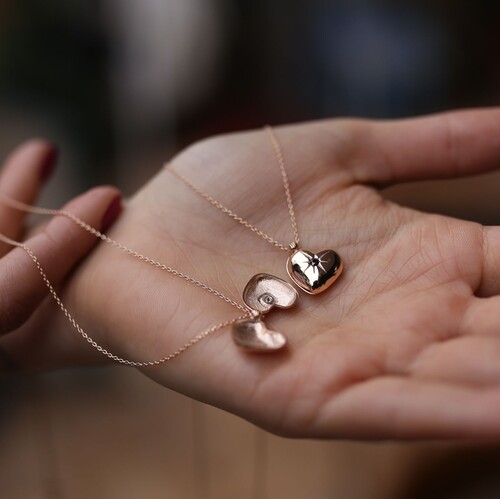 By Golden House - Kapaklı Kalp Kolye (1)