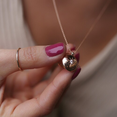 By Golden House - Kapaklı Kuzey Yıldızı kolye (1)