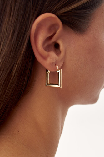 By Golden House - Kare Halka Küpe (1) By Golden House - Kare Halka Küpe (1)